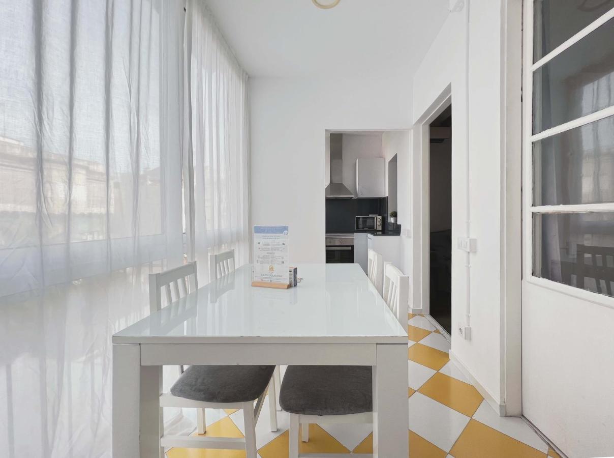 Stay U-Nique Apartments Vila De Gracia Barcelona Bagian luar foto