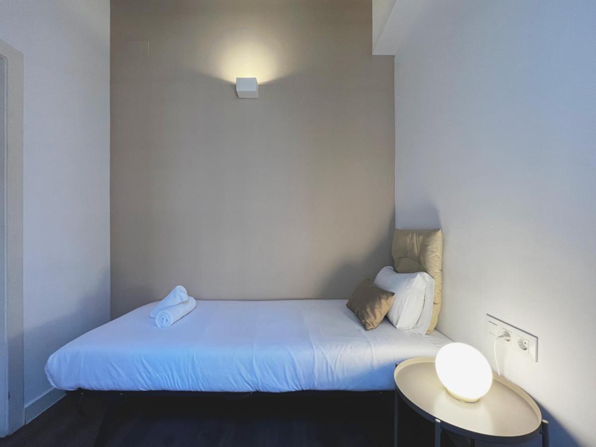 Stay U-Nique Apartments Vila De Gracia Barcelona Bagian luar foto